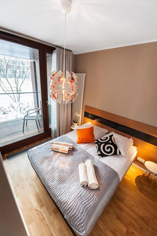 Prestige Apartments Wola Kolejowa Warschau Zimmer foto