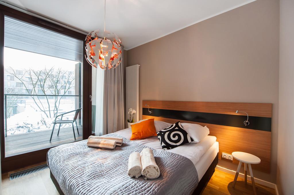 Prestige Apartments Wola Kolejowa Warschau Zimmer foto