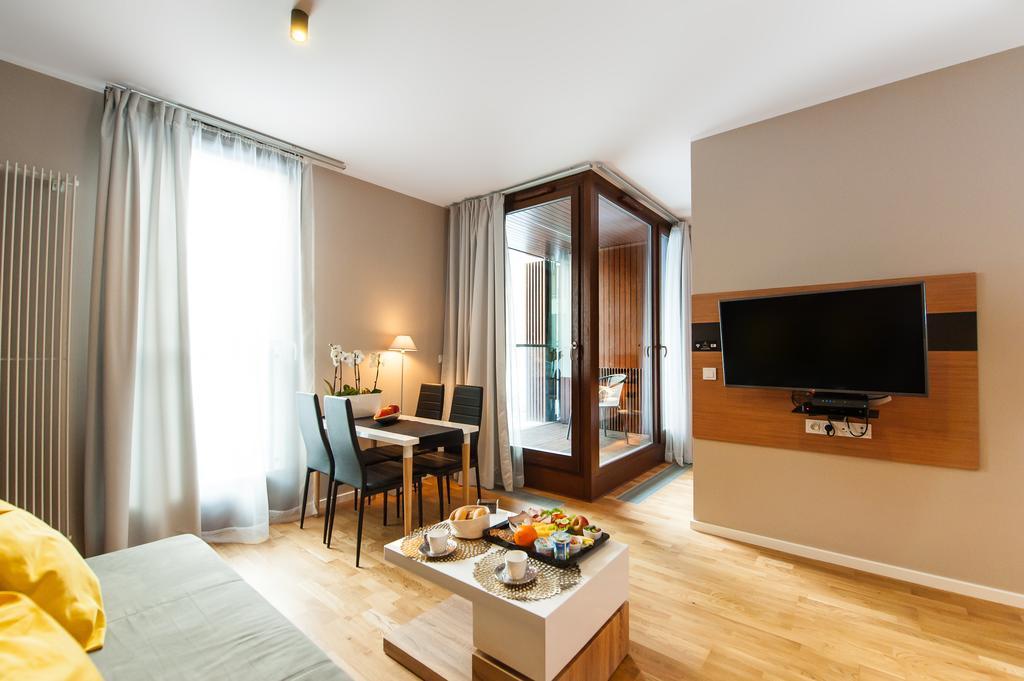 Prestige Apartments Wola Kolejowa Warschau Zimmer foto