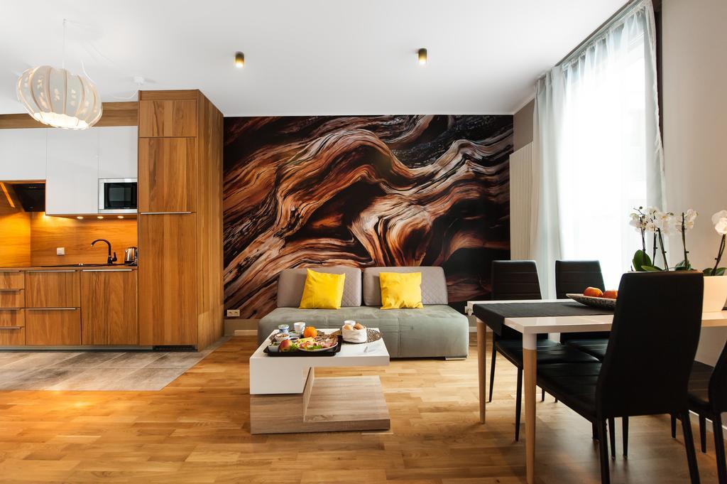 Prestige Apartments Wola Kolejowa Warschau Zimmer foto