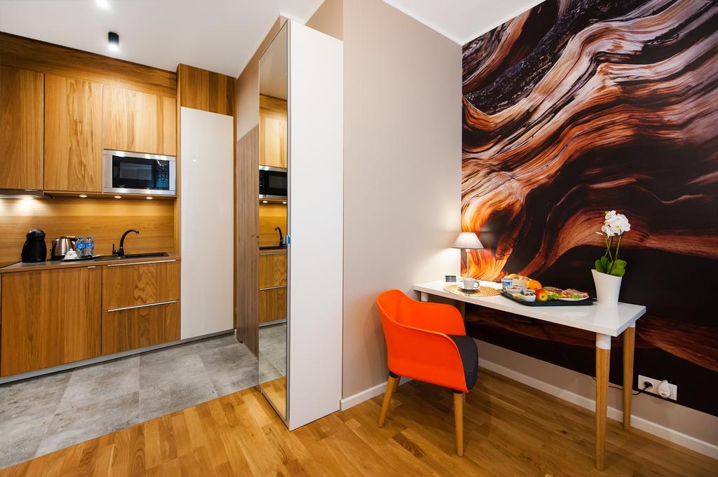 Prestige Apartments Wola Kolejowa Warschau Zimmer foto